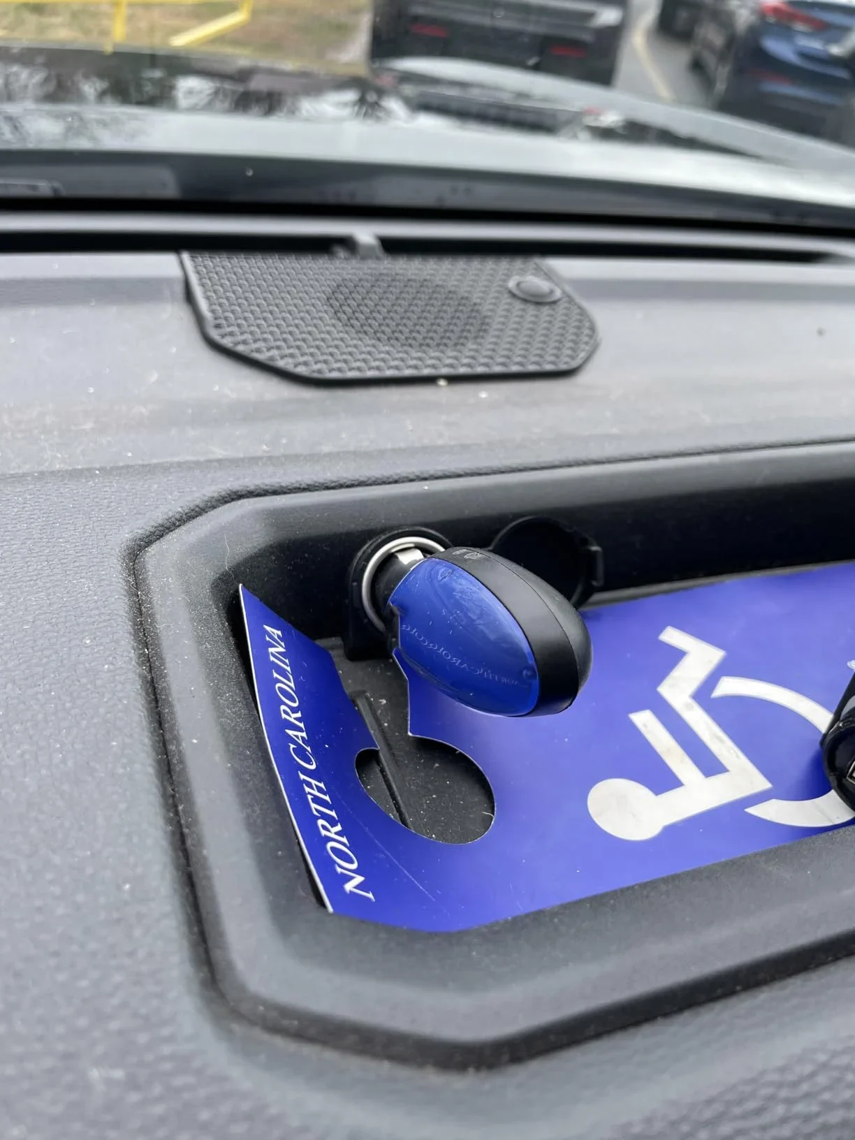 Automotive magnetic accessory product image