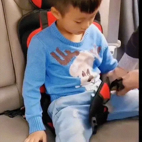 Adjustable child chair harness straps