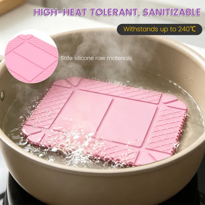 Heat-Resistant Silicone Mat Used as a Pot Trivet
