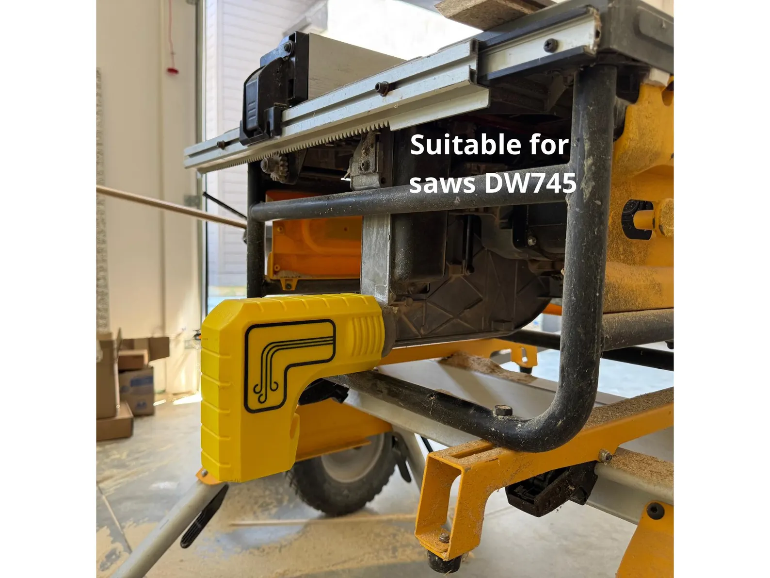 Dust extraction adapter and collection setup